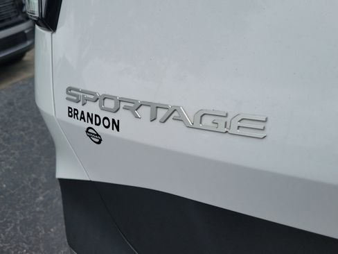 Used 2023 Kia Sportage EX FWD image 8