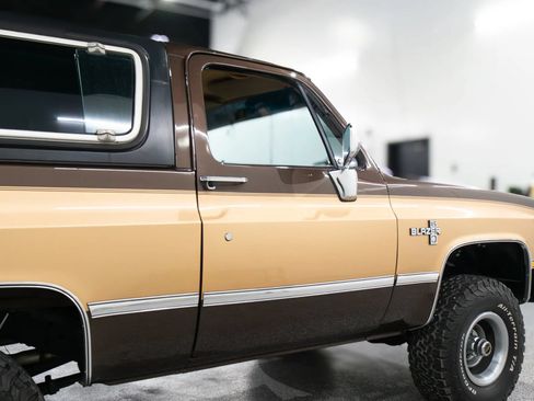 Used 1988 Chevrolet Blazer 4WD image 75