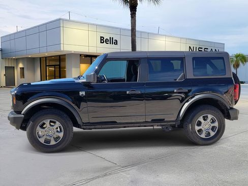 Used 2025 Ford Bronco Big Bend AWD/4WD image 2