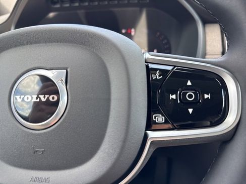 New 2026 Volvo XC90 B6 Core image 19