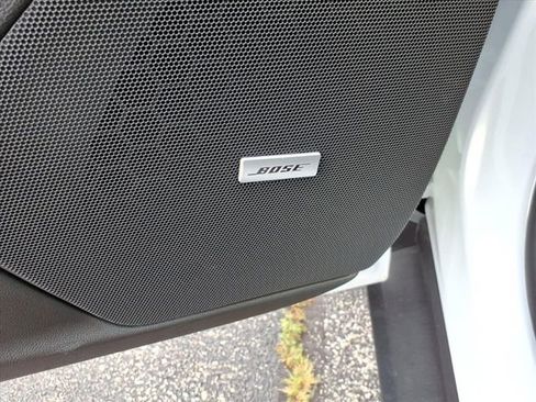 New 2025 Cadillac XT5 Premium Luxury image 28