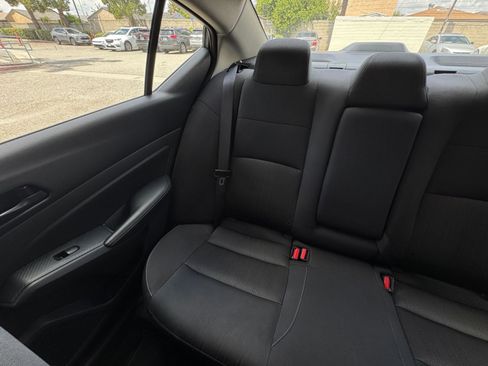 Used 2025 Nissan Altima 2.5 SV FWD image 40