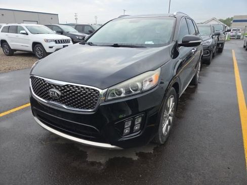 Used 2016 Kia Sorento SX FWD image 2