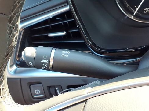 New 2025 Cadillac XT5 Premium Luxury w/ LPO, Floor Liner Package image 19