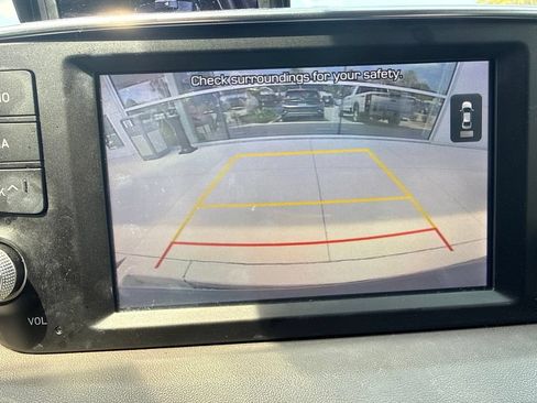 Used 2019 Hyundai Santa Fe SEL FWD image 6