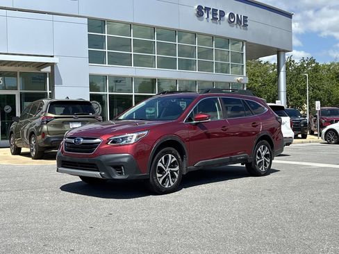 Used 2022 Subaru Outback Limited AWD/4WD image 2