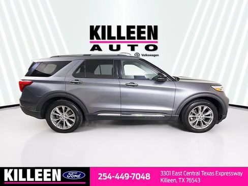 Used 2022 Ford Explorer Limited w/ Equipment Group 301A image 9