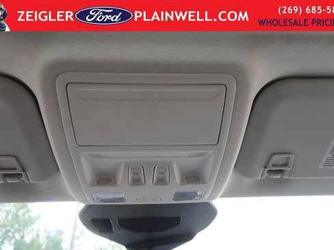 Used 2022 Ford Escape SEL w/ Equipment Group 302A image 30