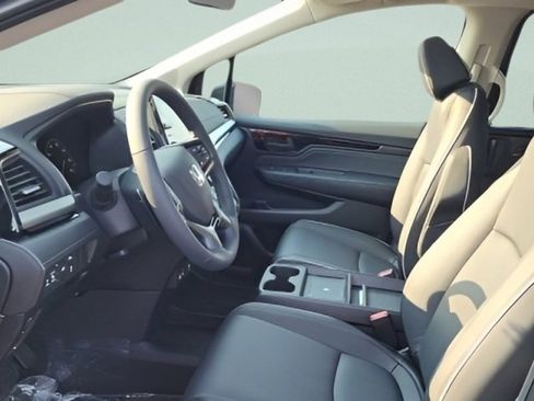New 2026 Honda Odyssey Touring image 21