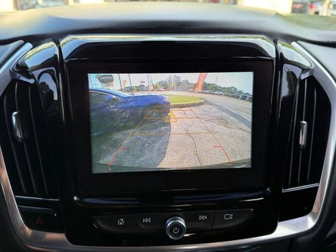 Used 2018 Chevrolet Traverse LT AWD/4WD image 29