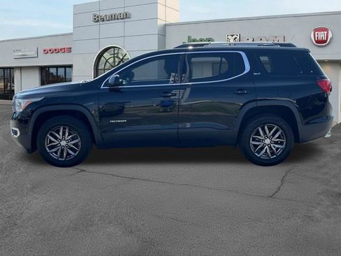 Used 2017 GMC Acadia SLT w/ LPO, Floor Liner Package FWD image 4