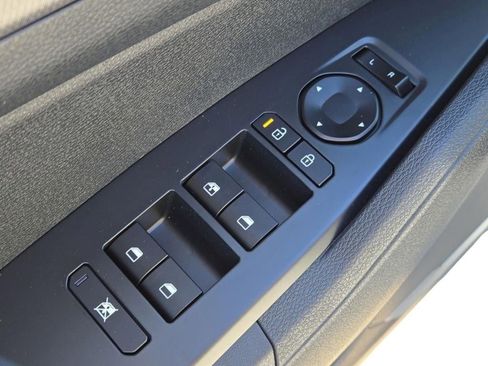 New 2026 Kia Sportage LX w/ LX Convenience Package FWD image 16