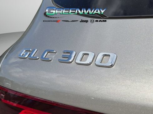 Used 2021 Mercedes-Benz GLC 300 4MATIC image 30