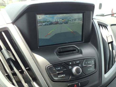 Used 2017 Ford Transit 350 XLT image 12