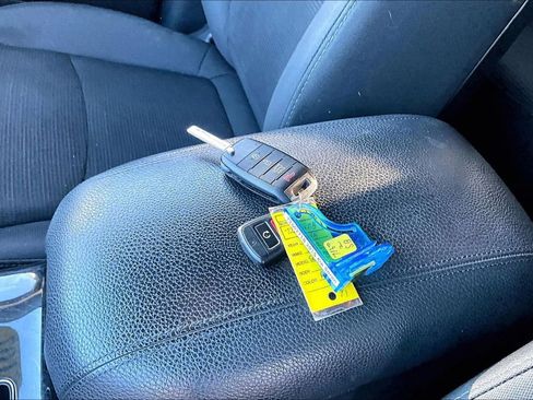 Used 2015 Kia Sorento LX image 34