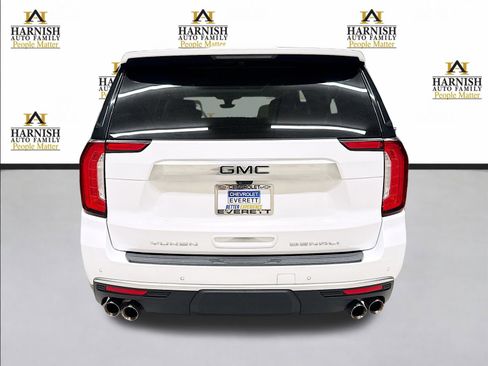 Used 2021 GMC Yukon XL Denali w/ Denali Premium Package AWD/4WD image 6