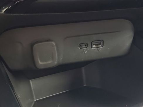 Used 2025 Chevrolet Trax LT w/ Driver Confidence Package image 25