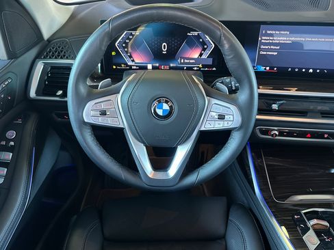 Used 2026 BMW X7 xDrive40i AWD/4WD image 18