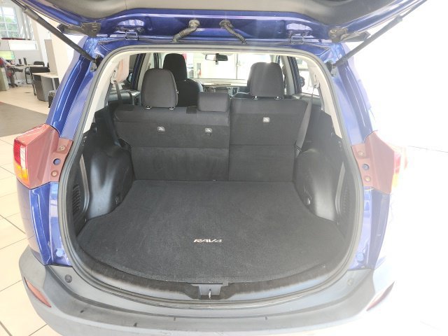 Used 2014 Toyota RAV4 XLE AWD/4WD image 29