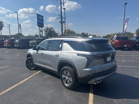 New 2026 Chevrolet Traverse LT w/ Driver Confidence Package image 5