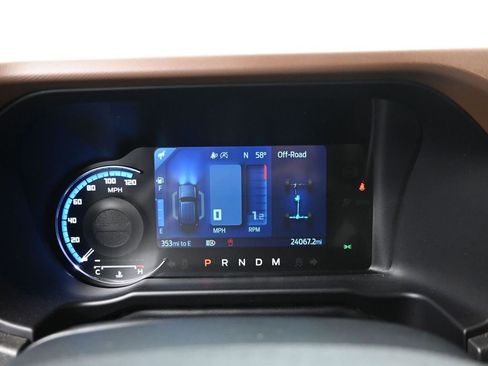 Certified 2024 Ford Bronco Outer Banks image 15