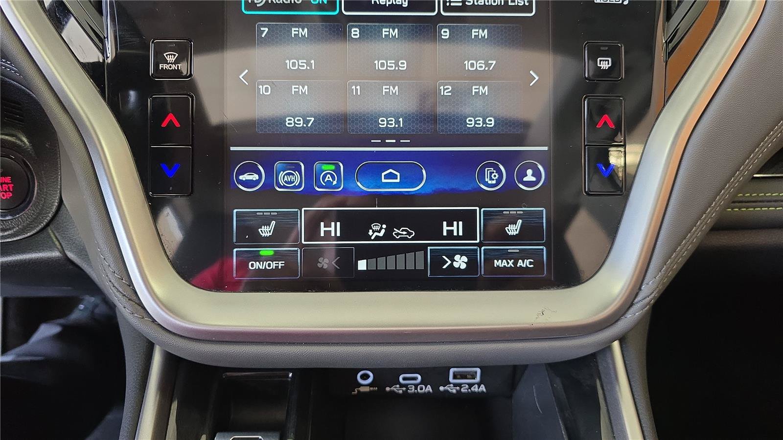 Used 2025 Subaru Outback Onyx Edition AWD/4WD image 23