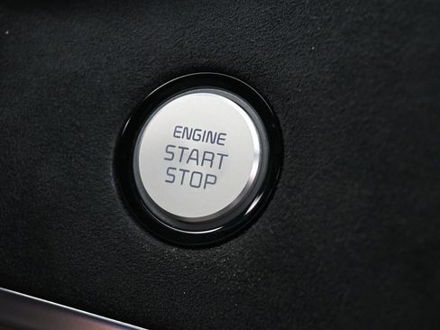 Used 2023 Kia Stinger GT2 image 38