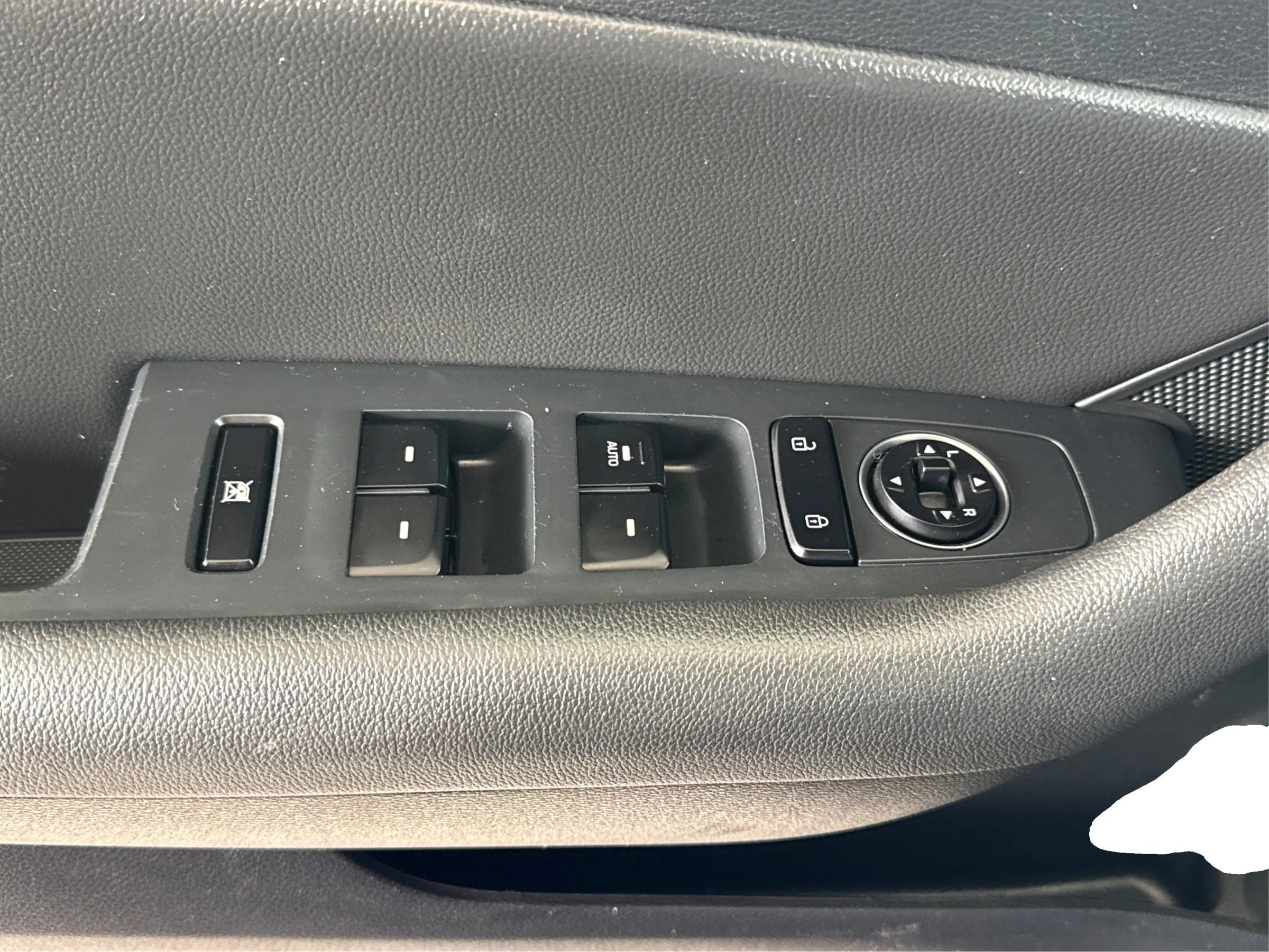 Used 2017 Hyundai Sonata Sport w/ Value Edition Package 02 FWD image 19