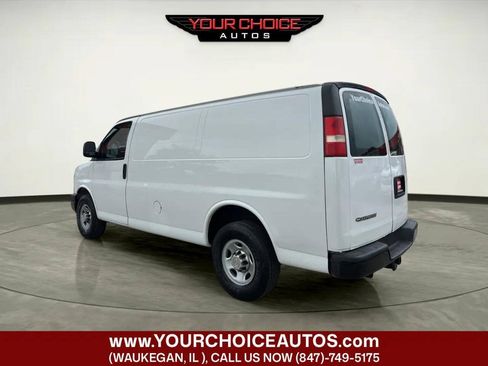Used 2014 Chevrolet Express 2500 RWD image 3