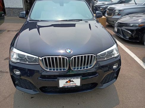 Used 2018 BMW X4 xDrive28i AWD/4WD image 2