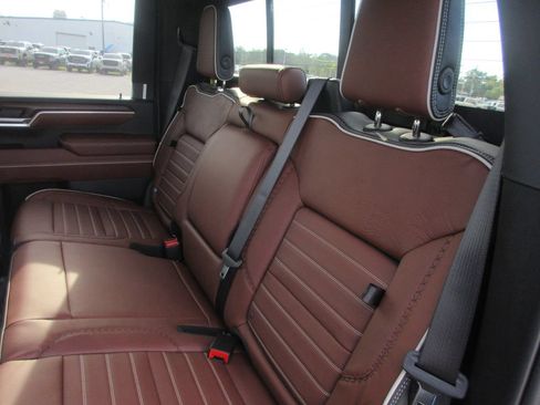 New 2026 GMC Sierra 2500 Denali Ultimate AWD/4WD image 16