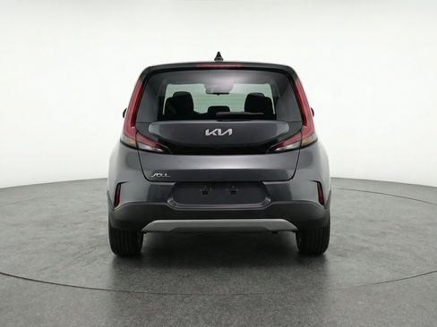 Used 2025 Kia Soul LX w/ LX Technology Package FWD image 7