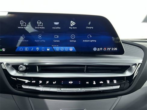 Used 2026 Cadillac Lyriq Premium Luxury image 13