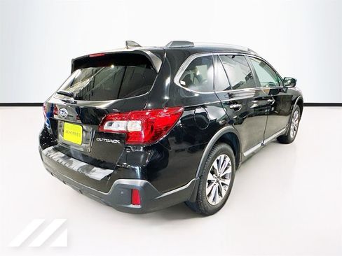 Used 2019 Subaru Outback 2.5i Touring w/ Protection Package #1 AWD/4WD image 5