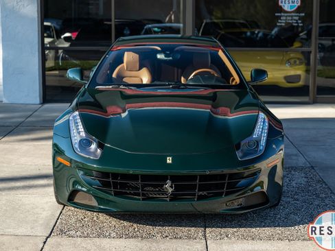 Used 2012 Ferrari FF image 19