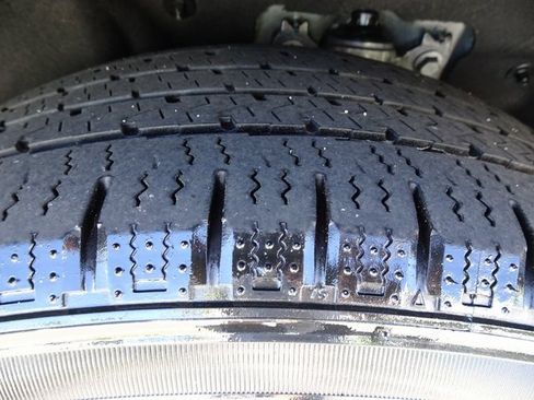 Used 2021 Ford Explorer Limited w/ Equipment Group 301A image 40