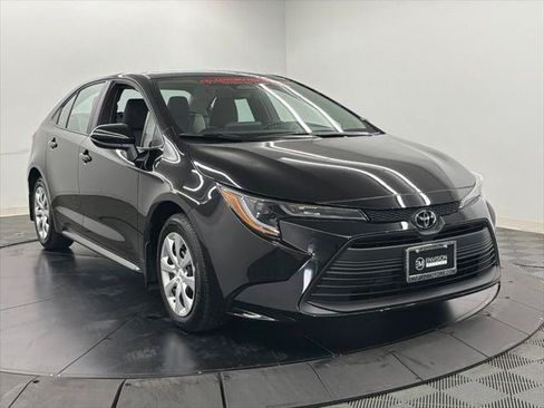 Certified 2026 Toyota Corolla LE FWD image 8