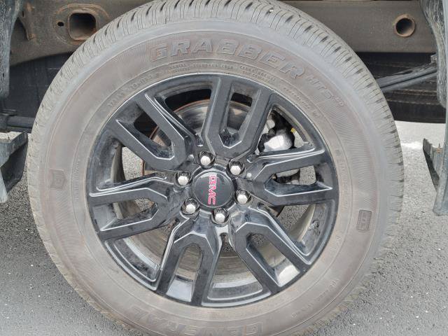 Used 2024 GMC Sierra 1500 Elevation AWD/4WD image 5