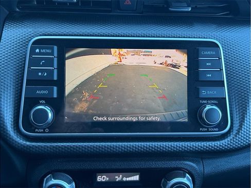 Used 2019 Nissan Kicks SV FWD image 16