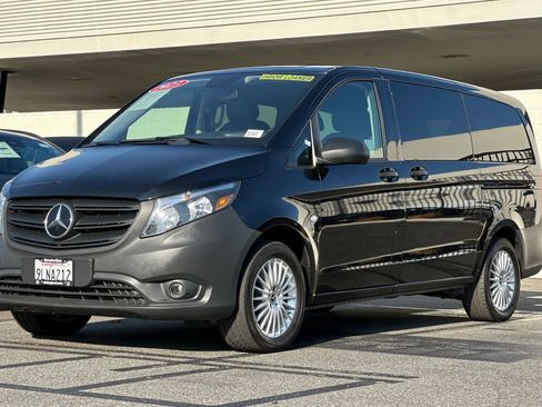 Used 2023 Mercedes-Benz Metris Passenger image 8