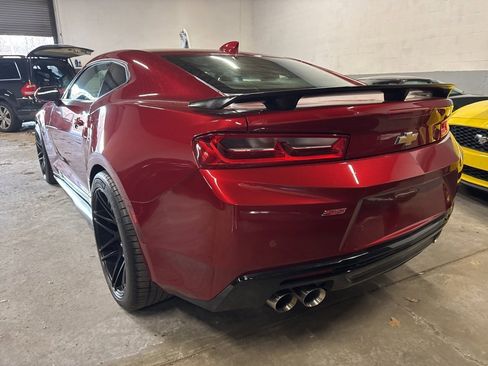 Used 2016 Chevrolet Camaro SS image 11