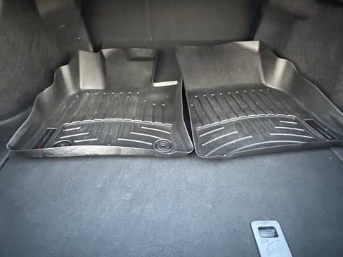 Used 2023 Toyota Camry SE image 16