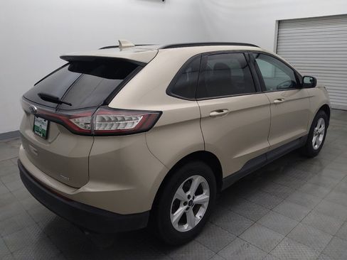 Used 2017 Ford Edge SE FWD image 9
