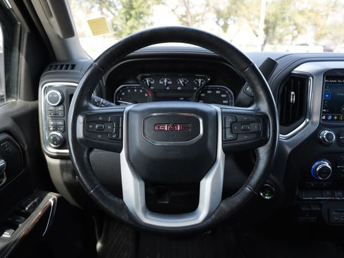 Used 2021 GMC Sierra 1500 SLE image 10