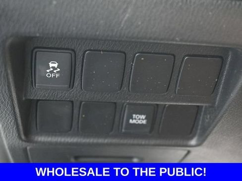 Used 2014 Nissan Pathfinder SV FWD image 14