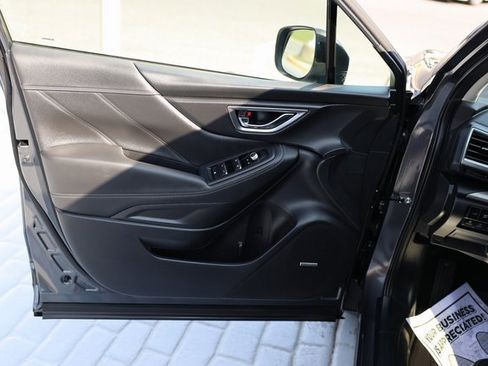 Used 2020 Subaru Forester Limited image 15