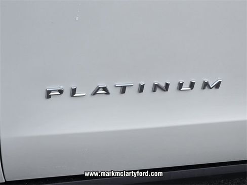 New 2026 Ford Expedition Platinum image 5