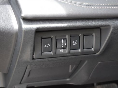 Used 2023 Subaru Outback Limited AWD/4WD image 17