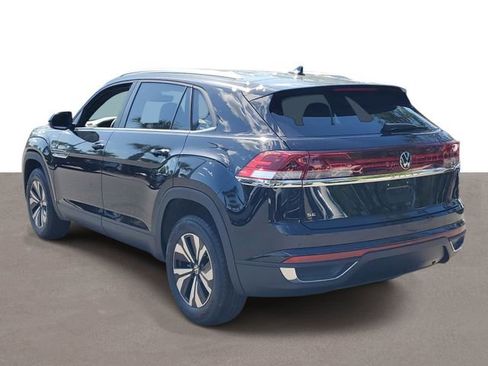 New 2026 Volkswagen Atlas Cross Sport SE FWD image 3