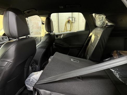 New 2026 Ford Escape ST-Line w/ Tech Pack #1 image 23